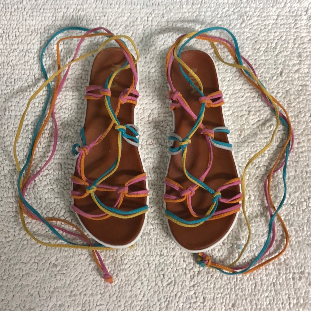 Mia lace up sandals!